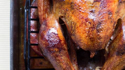 chicken roast on roasting pan