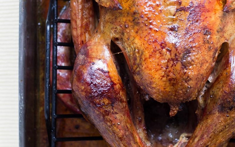 chicken roast on roasting pan